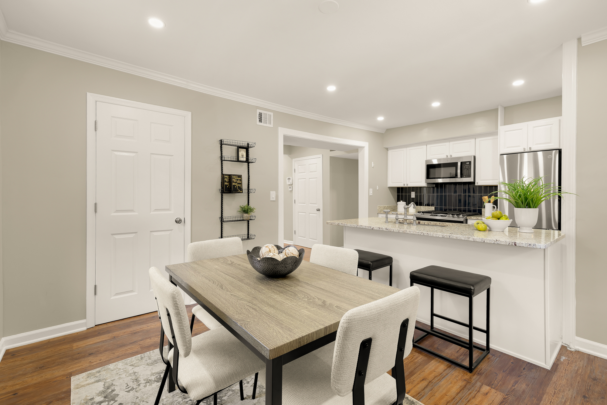 1101 16th Street NE_Dining Room